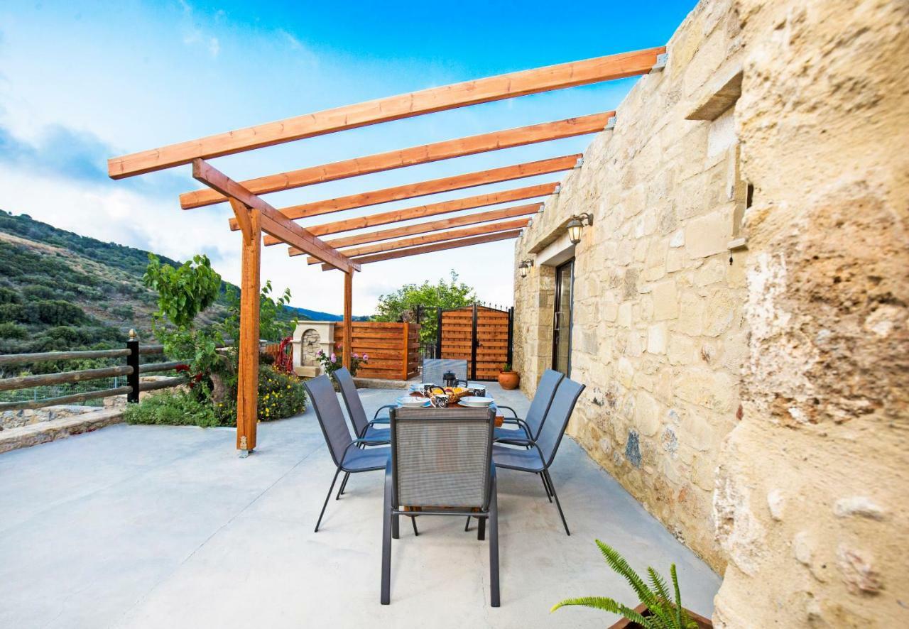 Petrakis Cretan Homes Kissamos Exterior photo