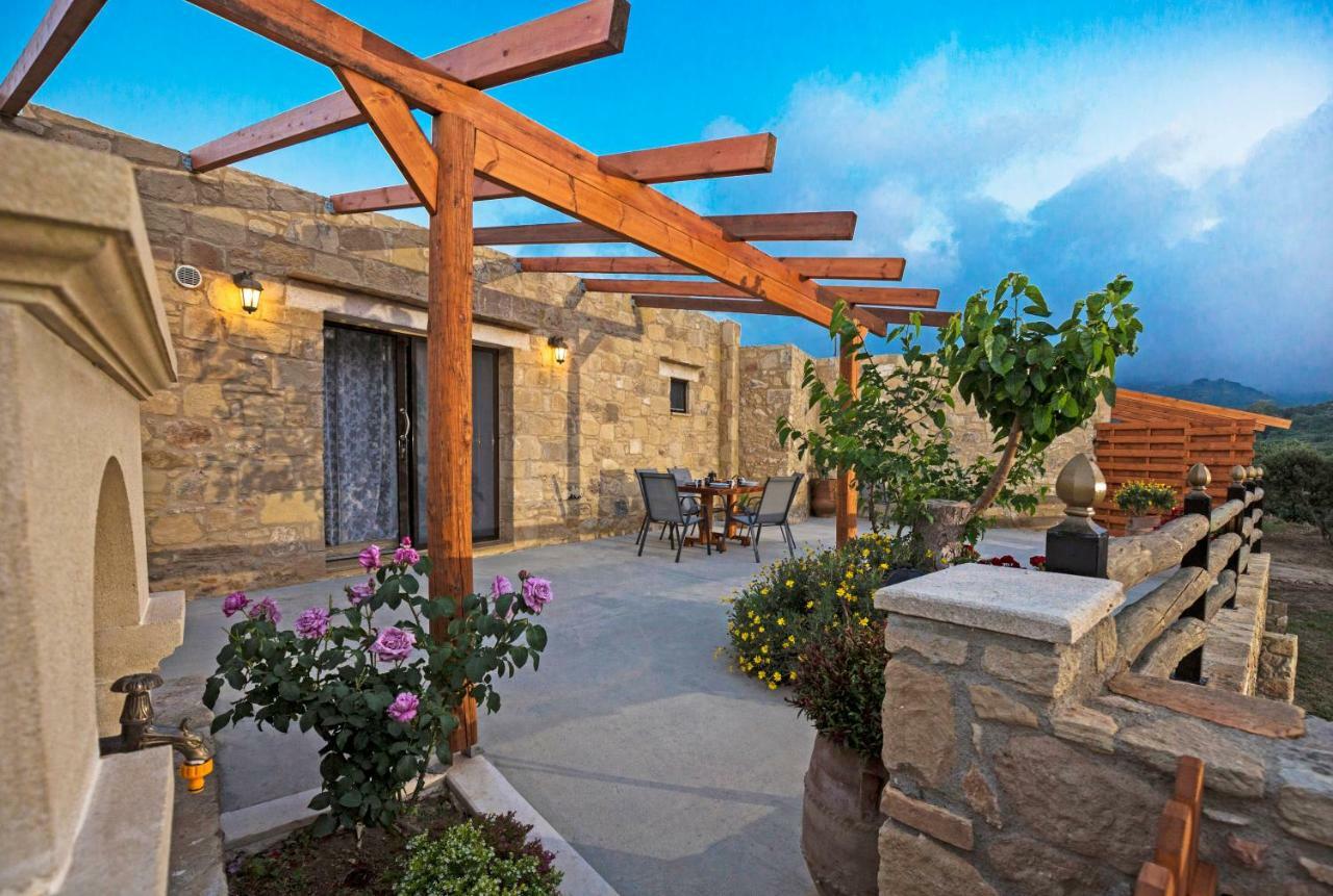 Petrakis Cretan Homes Kissamos Exterior photo