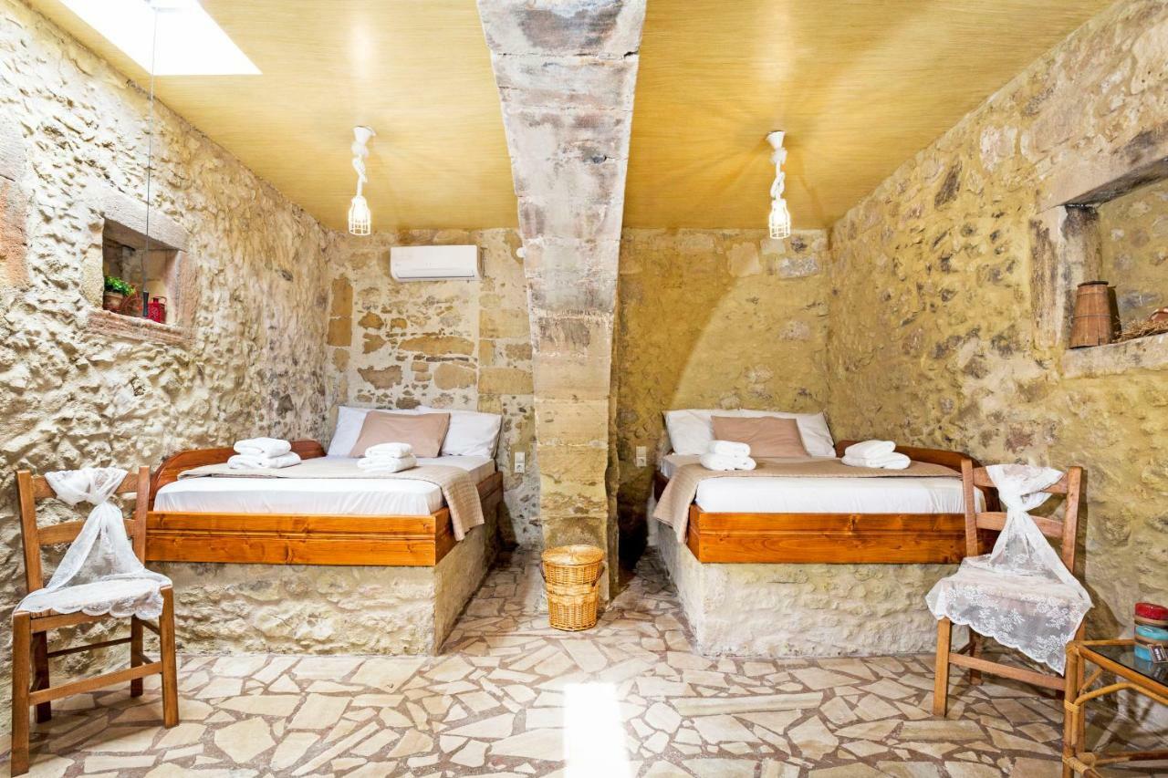 Petrakis Cretan Homes Kissamos Exterior photo