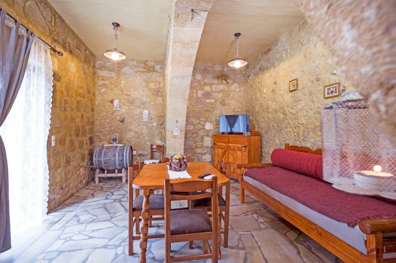 Petrakis Cretan Homes Kissamos Exterior photo
