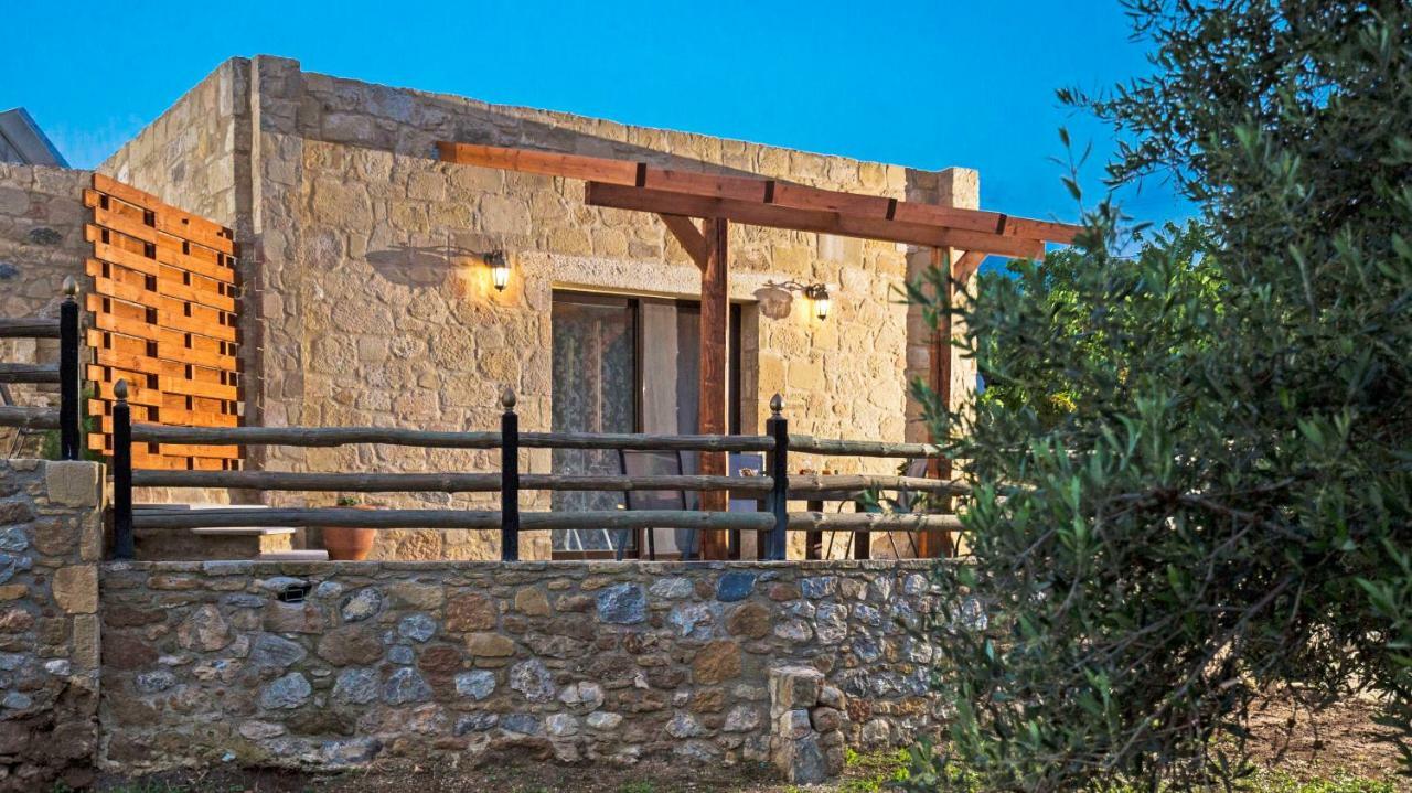 Petrakis Cretan Homes Kissamos Exterior photo